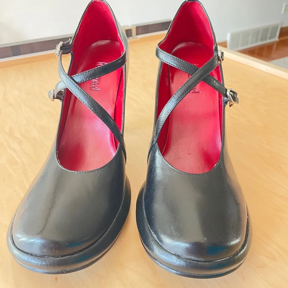 Black Women's Mary Jane Heels - Picture 1 of 11